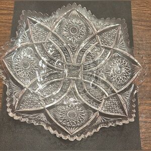 Elegant Clear Glass Decorative Plate